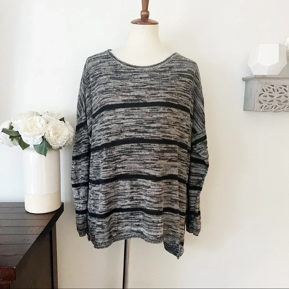 Eileen Fisher 100% linen striped dropped sleeve sweater grey black size large - Picture 12 of 12
